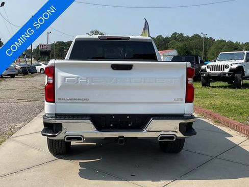 Used 2022 Chevrolet Silverado 1500 LTZ w/ LTZ Convenience Package II AWD/4WD image 6
