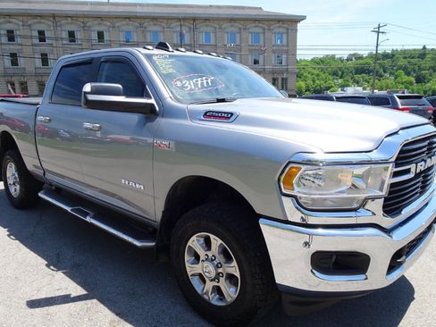 Used 2019 RAM 2500 Big Horn AWD/4WD image 4
