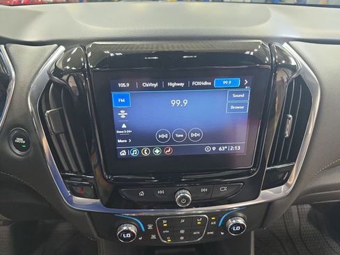 Used 2023 Chevrolet Traverse LT w/ LPO, Floor Liner Package image 27