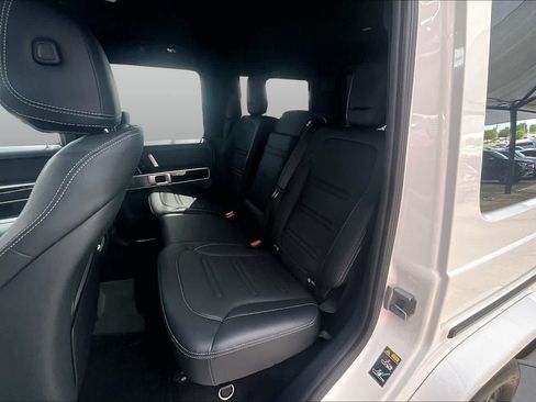 Used 2025 Mercedes-Benz G 550 image 21