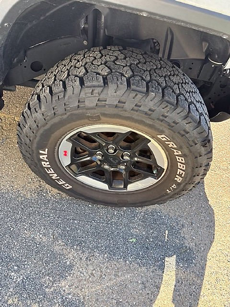 Used 2020 Jeep Wrangler Unlimited Rubicon AWD/4WD image 3