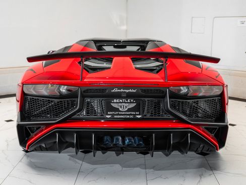 Used 2016 Lamborghini Aventador LP 750-4 Superveloce image 41