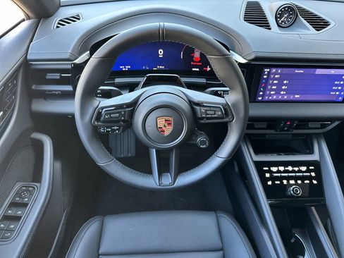 New 2026 Porsche Macan Electric RWD image 15