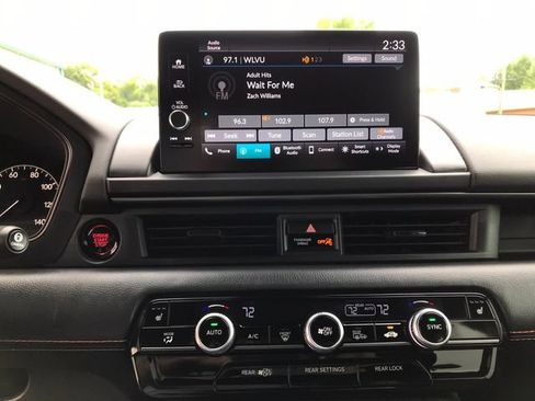 Used 2023 Honda Pilot TrailSport image 29
