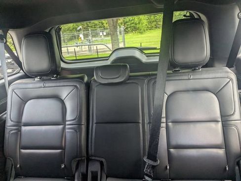 Used 2024 Lincoln Navigator L 4WD image 28