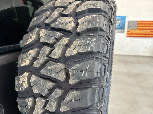 Used 2017 Jeep Wrangler Unlimited Rubicon image 72