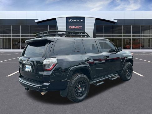 Used 2019 Toyota 4Runner SR5 image 5