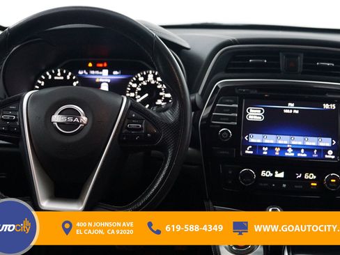 Used 2023 Nissan Maxima SV w/ Floor Mat Group image 5