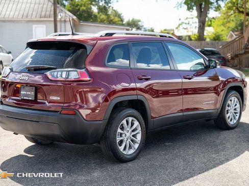Used 2021 Jeep Cherokee Latitude image 6