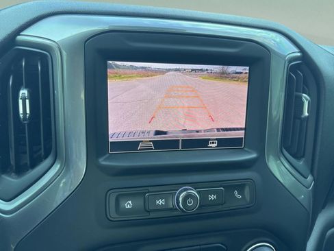 Used 2024 Chevrolet Silverado 2500 Custom w/ Custom Value Package image 35