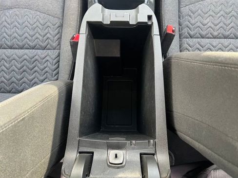 Used 2022 Chevrolet Equinox LT FWD image 29