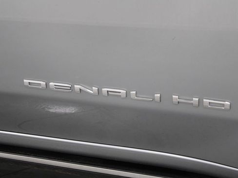 Used 2025 GMC Sierra 2500 Denali w/ Denali Reserve Package image 12