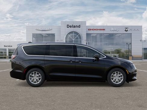 New 2026 Chrysler Voyager LX FWD image 22