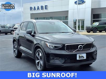 Used 2025 Volvo XC40 B5 Plus