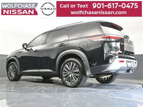 Used 2024 Nissan Pathfinder SL w/ SL Premium Package image 21
