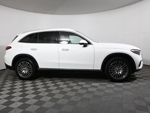 Certified 2026 Mercedes-Benz GLC 300 4MATIC image 8