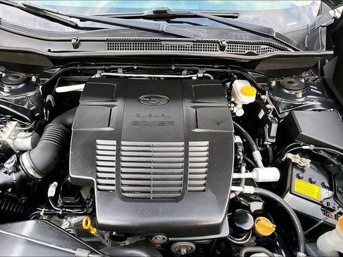 Used 2021 Subaru Forester Premium image 10