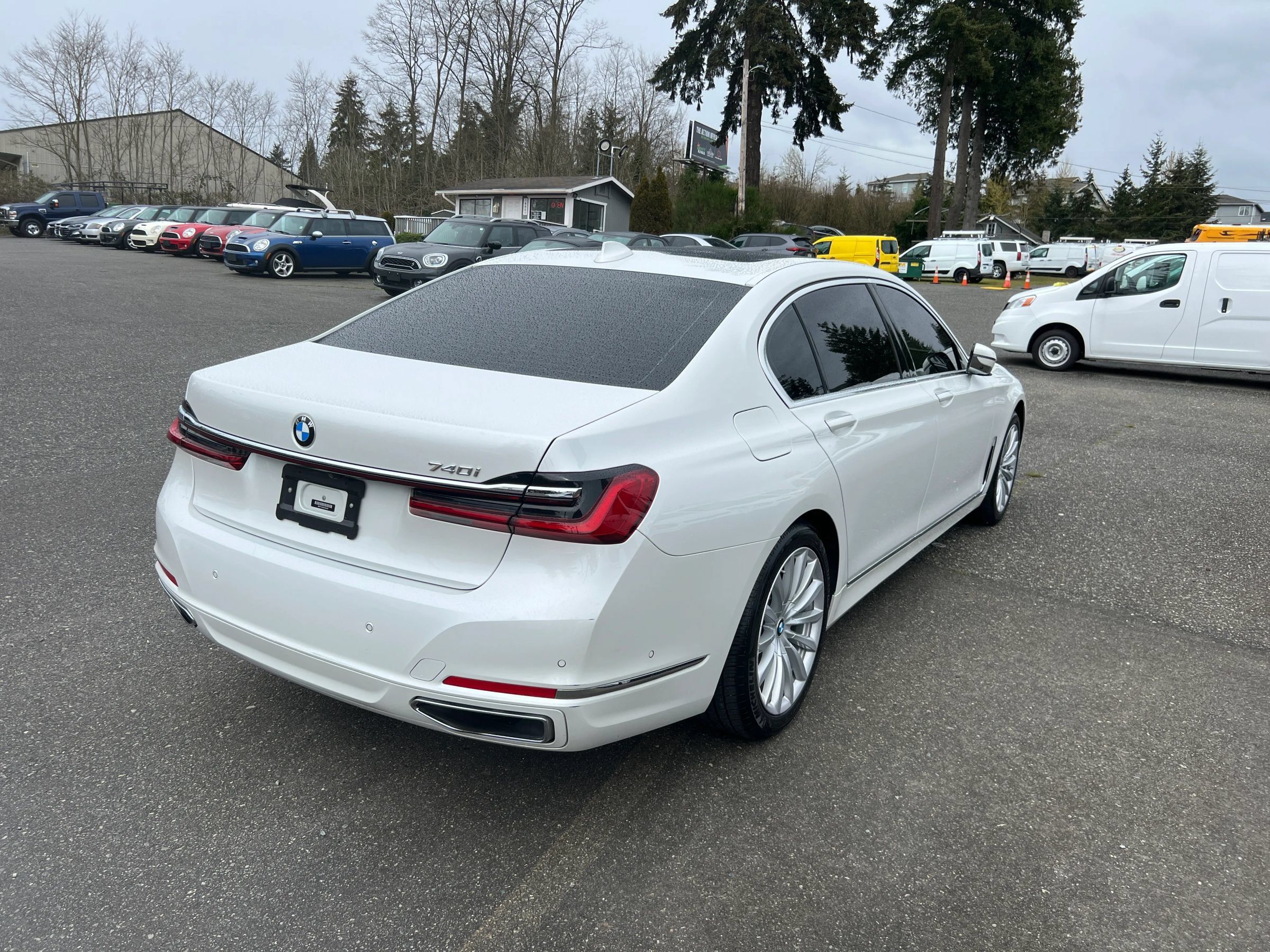 Used 2022 BMW 740i RWD image 7