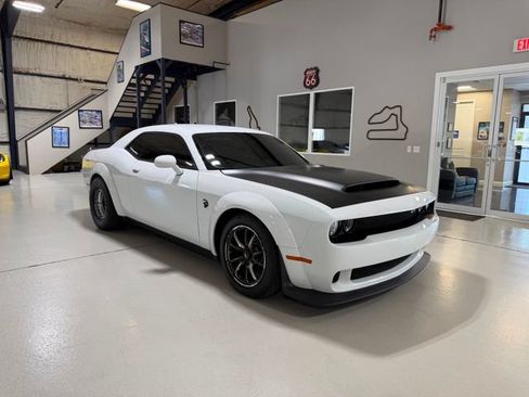 Used 2019 Dodge Challenger SRT Hellcat Redeye RWD image 46