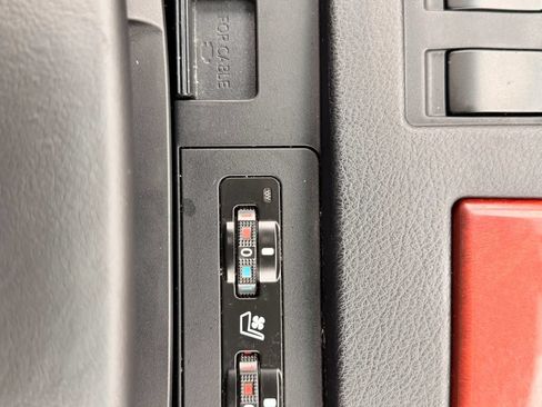 Used 2010 Lexus RX 450h AWD image 39
