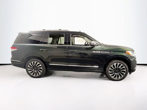 Used 2023 Lincoln Navigator Black Label image 4