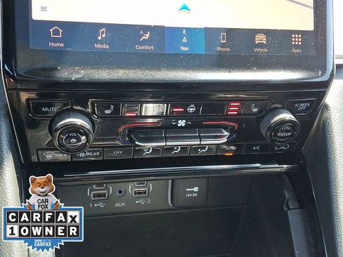 Used 2023 Jeep Grand Cherokee L Limited image 18