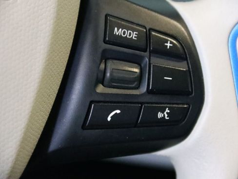 Used 2014 BMW i3 RWD image 18