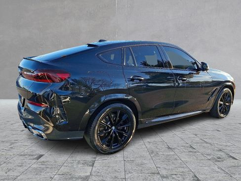 Used 2024 BMW X6 xDrive40i w/ Premium Package image 11