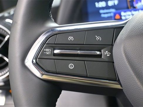 New 2026 Chevrolet Equinox LT w/ Convenience Package II image 18