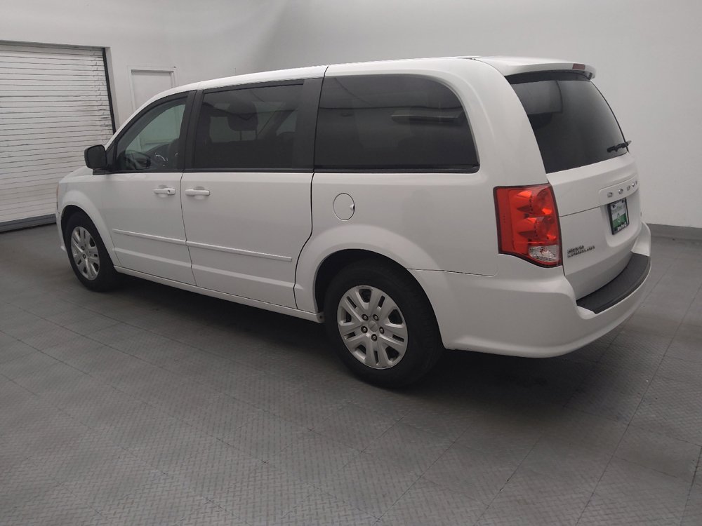 Used 2016 Dodge Grand Caravan SE w/ Quick Order Package 29E SE FWD image 3