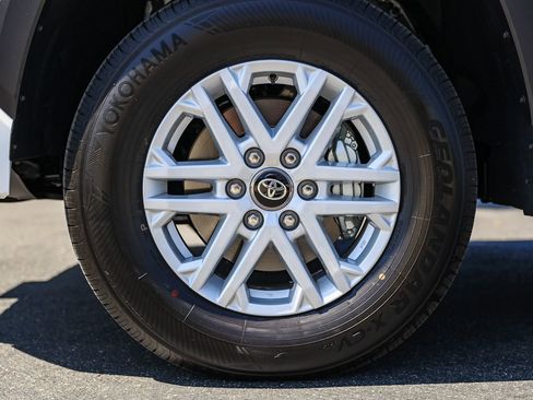 Certified 2026 Toyota Tundra SR5 image 9