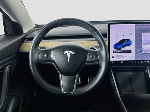 Used 2019 Tesla Model 3 Standard Range Plus RWD image 17