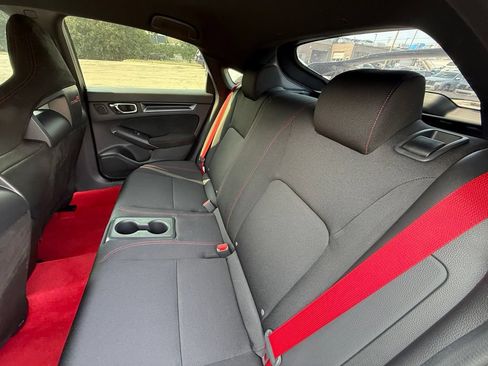 Used 2023 Honda Civic Type R image 8