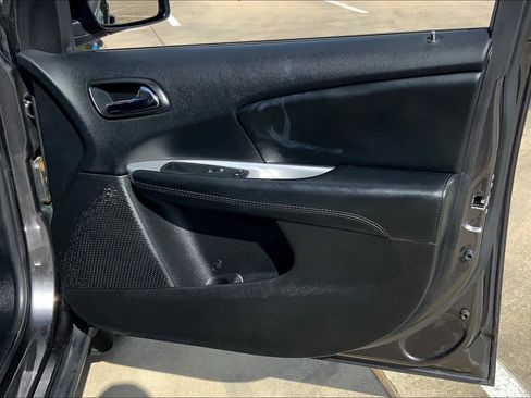 Used 2018 Dodge Journey SE w/ Connectivity Group image 21