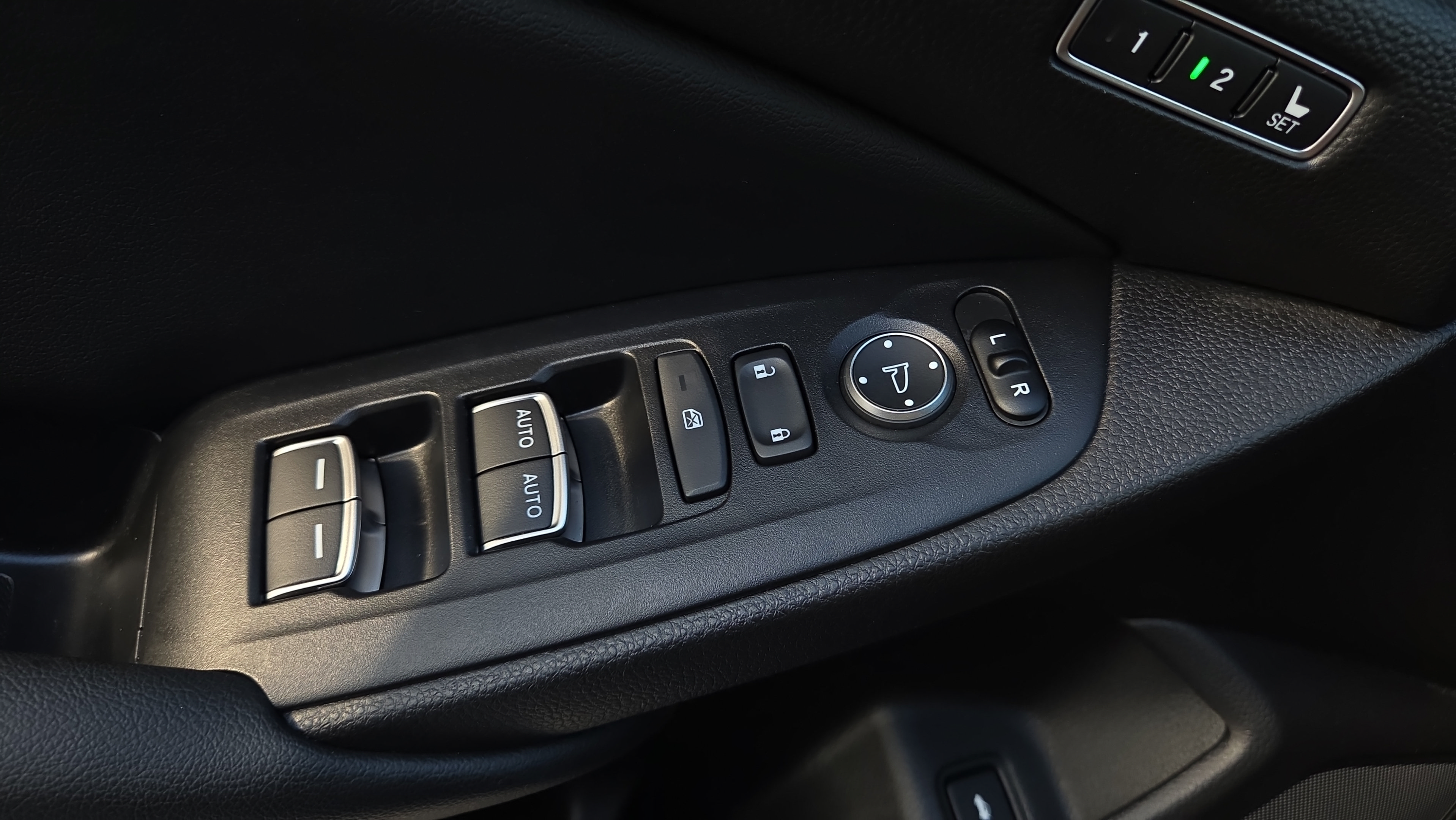 Used 2022 Honda Accord EX-L image 22
