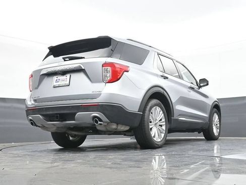 Used 2022 Ford Explorer Limited w/ Equipment Group 301A AWD/4WD image 51