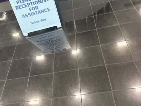 Used 2018 Ford Escape SE w/ SE Sport Appearance Package image 11