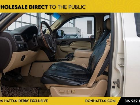 Used 2013 GMC Yukon Denali AWD/4WD image 3