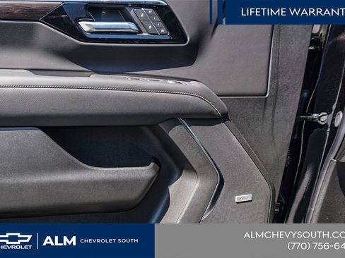 New 2026 Chevrolet Suburban Premier RWD image 52