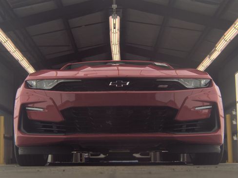 Used 2020 Chevrolet Camaro SS image 4