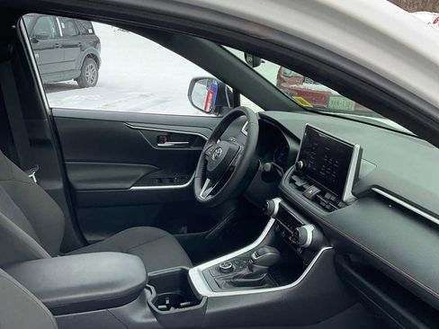 Used 2024 Toyota RAV4 SE w/ Weather & Moonroof Package image 36