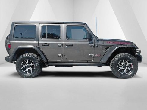 Used 2021 Jeep Wrangler Unlimited Rubicon w/ Cold Weather Group AWD/4WD image 10