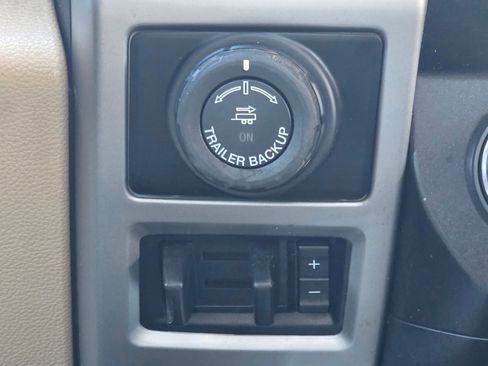 Used 2020 Ford F150 Lariat w/ Equipment Group 502A Luxury image 18