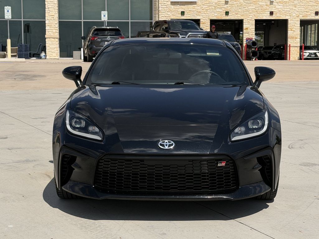 Used 2024 Toyota GR86 Premium RWD image 7