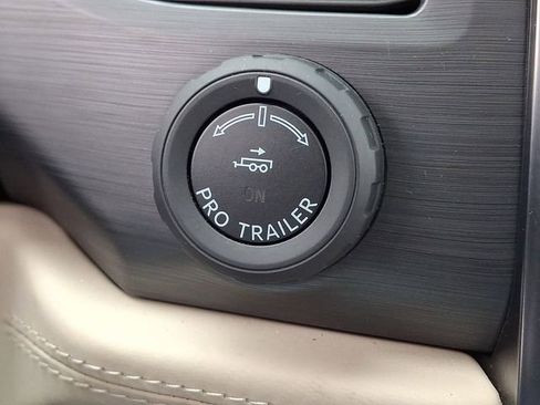 Certified 2024 Ford Expedition Max Platinum image 28