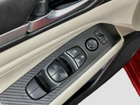 Used 2019 Nissan Altima 2.5 SV FWD image 15