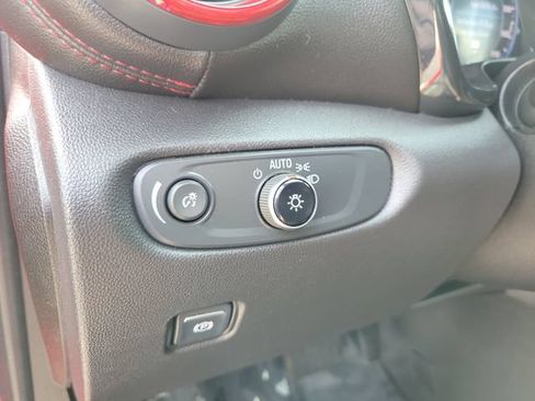 Used 2022 Chevrolet Blazer RS FWD image 22