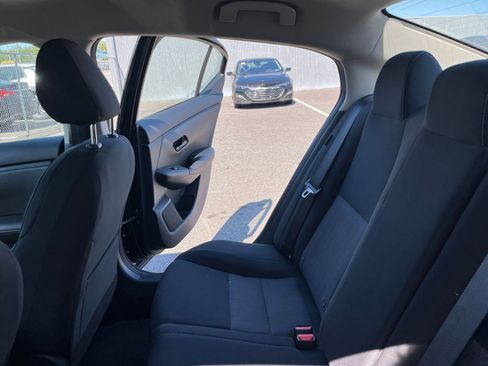 Used 2025 Nissan Sentra SV FWD image 38