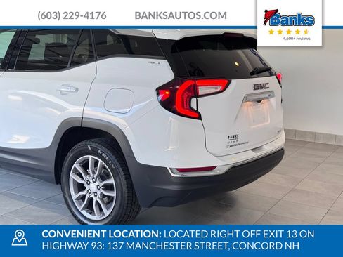 Certified 2024 GMC Terrain SLT AWD/4WD image 6