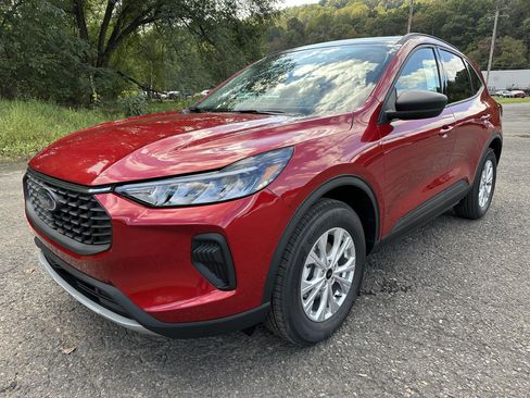 New 2026 Ford Escape Active w/ Tech Pack #1 image 2